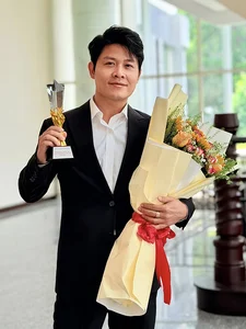 Musician Nguyen Van Chung: A Resilient Journey of Single Fatherhood at 40 - image 3