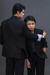 Musician Nguyen Van Chung: A Resilient Journey of Single Fatherhood at 40 - image 4