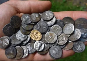 Incredible Discovery of Ancient Coin Treasure Hoard - image 0
