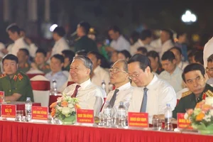 The Grand Opening of Lang Sen Festival: A Nation's Heart Turns to Nghe An - image 1