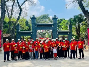 The Grand Opening of Lang Sen Festival: A Nation's Heart Turns to Nghe An - image 5