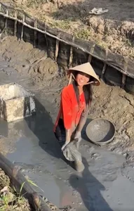 Miss Vietnam H'Hen Nie Sparks Buzz Over a Surprising Detail in Her Instant Noodle Bowl - image 2
