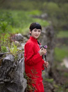 YiTuYu Art Language Vol.4584 Featuring Model Er: A Masterclass in Modern Portraiture and Aesthetic Photography - image 16