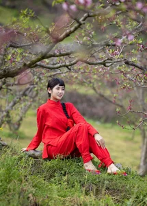 YiTuYu Art Language Vol.4584 Featuring Model Er: A Masterclass in Modern Portraiture and Aesthetic Photography - image 8