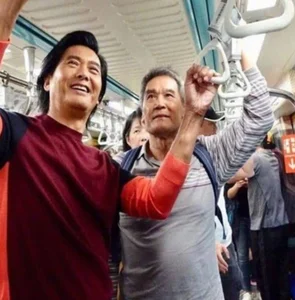 The Humble Life of Billionaire Chow Yun-fat: Why the Hong Kong Legend Prefers Street Food and Subways - image 5