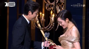 44th Blue Dragon Film Awards: Lee Byung Hun Wins Best Actor and JYP Performs - image 11