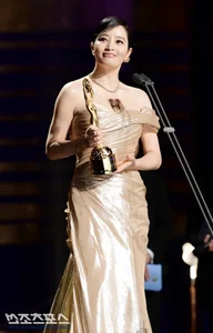44th Blue Dragon Film Awards: Lee Byung Hun Wins Best Actor and JYP Performs - image 0