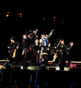 Chi Pu, Tang Duy Tan, and MONO Deliver High-Energy Stage Performances - image 2