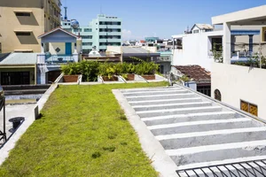 US Media Stunned: This Da Nang Townhouse Looks Like a Luxury Resort - image 0