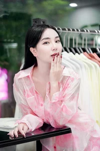 CE High-End Fashion Launches Stunning New Collection from Hong Kong Designers - image 2