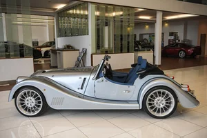 Exploring the Unique Morgan Plus Six Owned by 'Qua' Vu in the Central Highlands - image 4