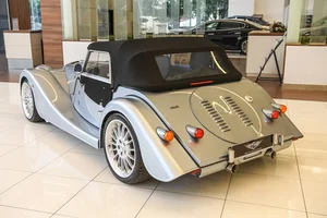 Exploring the Unique Morgan Plus Six Owned by 'Qua' Vu in the Central Highlands - image 10
