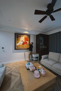 Inside Bao Thanh's Modern 200 sqm Apartment: A Masterclass in Contemporary Interior Design - image 3