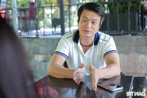 Actor Ba Anh's Life After Divorce: Living in a Rented Home and Embracing New Beginnings at 50 - image 5