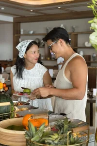 Ngo Thanh Van's Life Journey: Embracing Her First Pregnancy - image 1