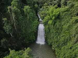 Summer Escape: The Whispering Waters of Pa Sy Waterfall in Mang Den - image 0