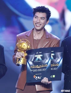Why Rapper HIEUTHUHAI Remains a Grounded Fan Favorite Despite Massive Fame - image 3