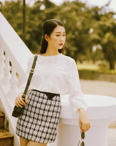 The Chic Everyday Style of Miss Que Anh: A Masterclass in Minimalist and Modern Street Fashion - image 8