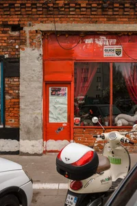 Exploring the Serene Life: A Journey Through the Peaceful Streets of Poland's Capital - image 6