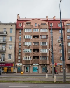 Exploring the Serene Life: A Journey Through the Peaceful Streets of Poland's Capital - image 10