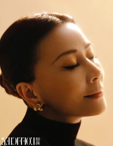 Carina Lau Stuns at 58: The Secret Behind Her Ageless Physique and Timeless Elegance - image 12