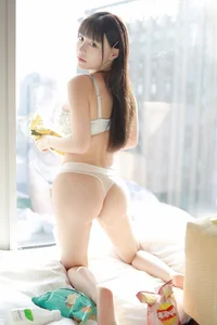 Modern Aesthetics and Fashion Trends in Chinese Modeling - image 65