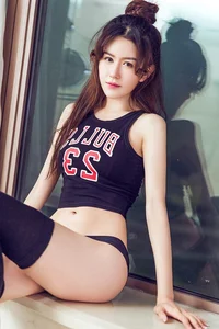 Modern Aesthetics and Fashion Trends in Chinese Modeling - image 14