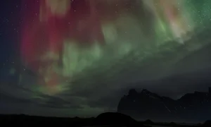 Exploring the Wonders of Iceland Through the Lens of a Vietnamese Traveler - image 2