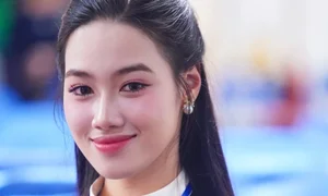 Ninh Binh Contestant Shines in Miss Vietnam Finals: A Blend of Grace and Determination - image 6