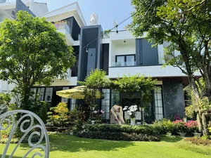 A Look Inside Actor Quoc Truong’s Stunning $2.8 Million Property Portfolio - image 5