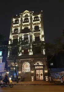 Inside the Luxurious 5-Story Mansion of Miss Do My Linh's In-Laws - image 6