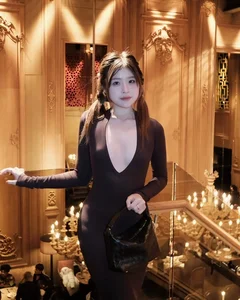 Chao Gen Z Influencer Surprises Fans with Stunning New Fashion Makeover - image 6