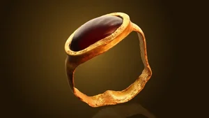 Discovery of a Rare 2,300-Year-Old Gold Ring in Ancient Israel - image 6