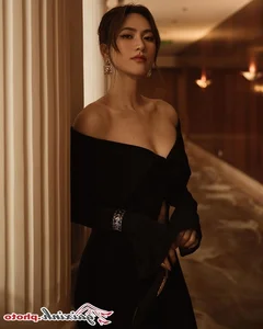 Phuong Anh Dao: Captivating Beauty and Bold Personality in New Photo Gallery - image 21