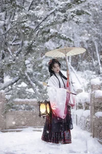 YiTuYu Art Language Vol.9996: The Captivating 15-Page Collection of Yukin Yuan Yuan - image 14