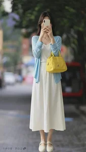 The Tofu Skirt Trend: The Ultimate Youthful, Flattering, and Elegant Fashion Piece - image 1