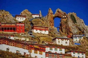 Breathtaking Ancient Temple Perched on a Cliffside: A Spiritual Journey - image 8