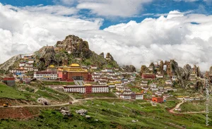 Breathtaking Ancient Temple Perched on a Cliffside: A Spiritual Journey - image 5