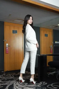 IESS Xiao Bao - White Tights and Professional Office Style Gallery - image 17