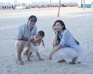 Doan Van Hau's Wife Do Hai My Radiates Beauty One Year Post-Baby - image 9