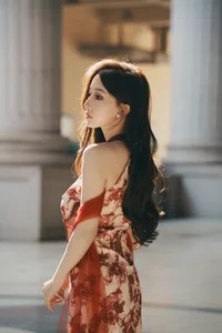 YiTuYu Art Language Vol. 4941 featuring Jiang Jiang: Artistic Visual Series - image 15