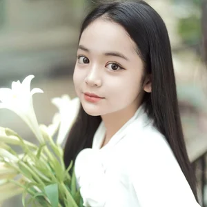 Viet Anh's 'Daughter' Stuns with Western-Like Beauty - image 0