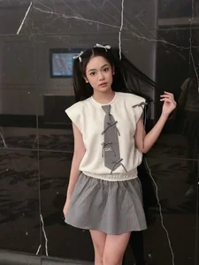 Viet Anh's 'Daughter' Stuns with Western-Like Beauty - image 5