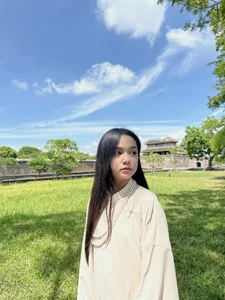 Viet Anh's 'Daughter' Stuns with Western-Like Beauty - image 4