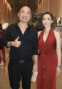Ha Tri Quang's Wedding: A Glamorous Gathering of Vietnamese Celebrities - image 0