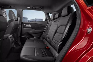 Nissan Qashqai 2025: Efficiency Meets Modern Design with 4.5L/100km Fuel Economy - image 1
