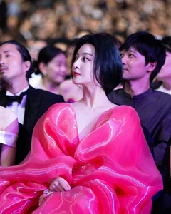 Fan Bingbing Radiates on International Stage but Faces Criticism at Home - image 4