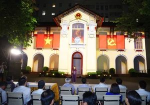 Spectacular 3D Mapping Show Marks 79th Anniversary of Vietnam Information Sector - image 6
