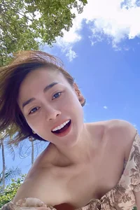 Phuong Oanh's Glamorous Moments Captured by Shark Binh - image 6