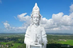 The Majestic 125-Meter Bodhisattva Statue on Thien Ma Mountain - image 4